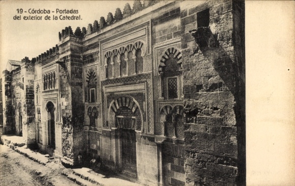 TP Córdoba Andalucía España, Mezquita, portales en el exterior de la catedral