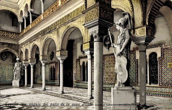 TP Barrio de Santa Cruz, Sevilla, Andalucía, el patio, la Casa Pilato, estatuas, patrón de mosaico