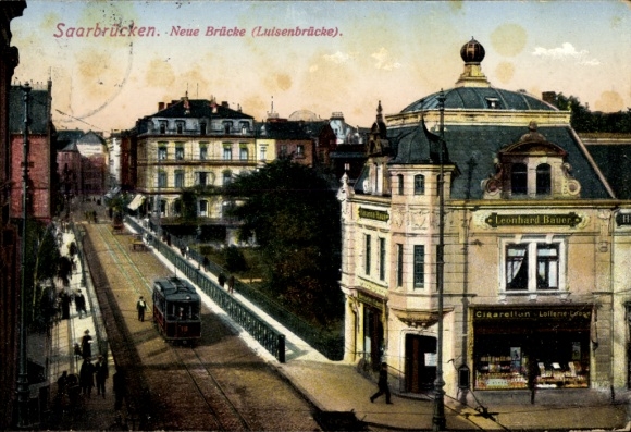 Saarbrücken en Sarre, Puente Nuevo, tranvía, tienda Leonhard Bauer