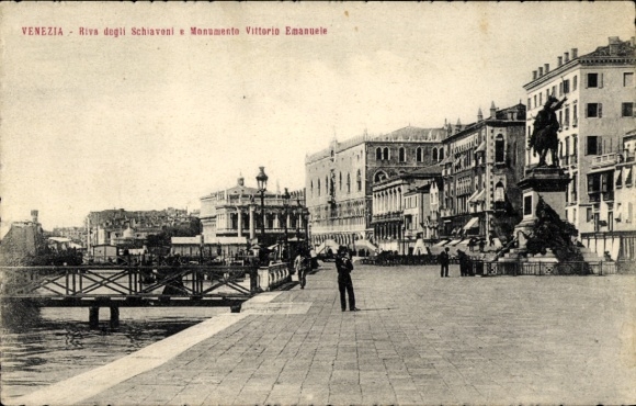 TP Venezia Venecia Véneto, Riva degli Schiavoni, Monumento Vittorio Emanuele, estatua, puerto