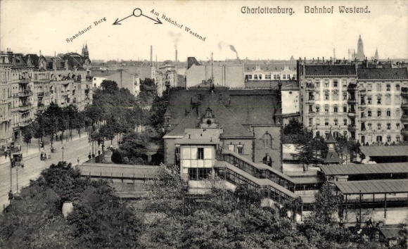 Estación de tren Charlottenburg Westend de Berlín, Spandauer Berg
