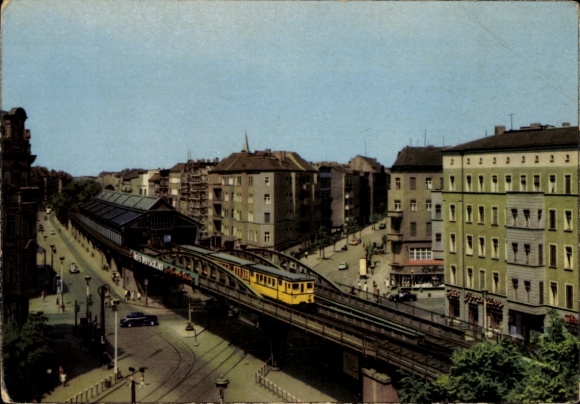 TP Berlin Prenzlauer Berg, estación elevada Schönhauser Allee, esquina Dimitroffstraße, Eberswalder Str.